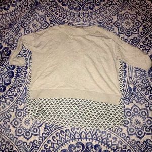 Long sleeve with blue butterflies on the back